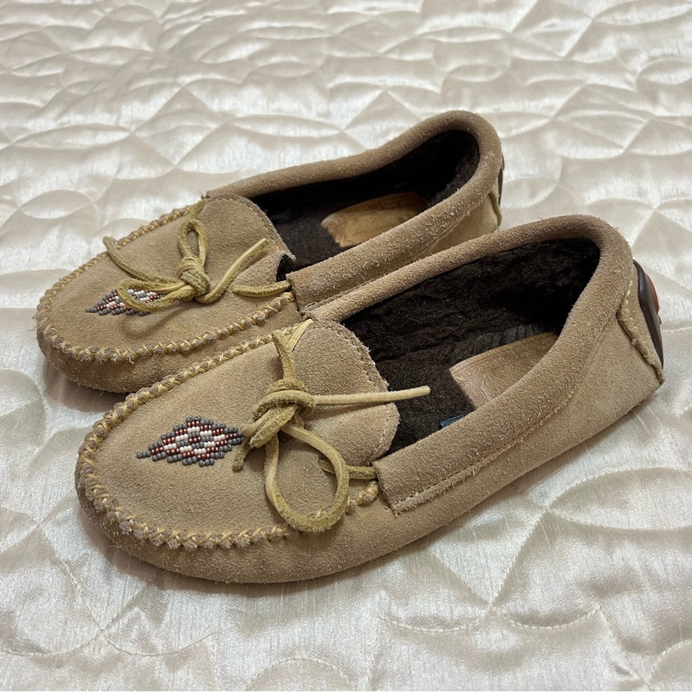 Manitobah Mukluke Aboriginal Owned Proudly Canadian Leather Moccasins Vibram